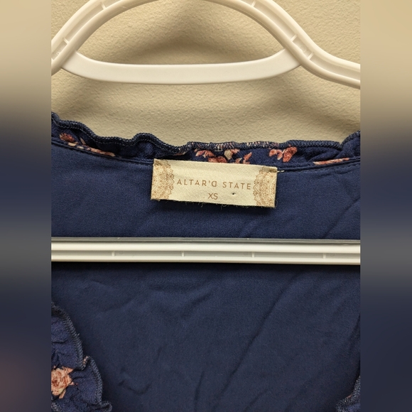 Altar’d State Women's Navy Floral Dress XS Extra Small - Picture 2 of 4
